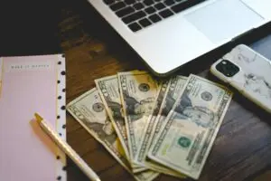 how to make money online as a beginner in 2025